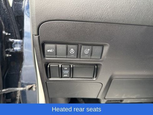 Used 2023 Nissan Armada Platinum image 18