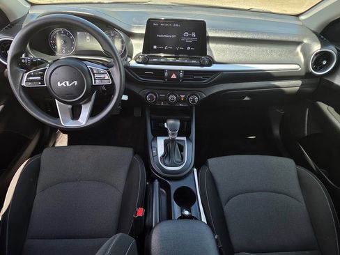 Used 2024 Kia Forte LXS FWD image 10
