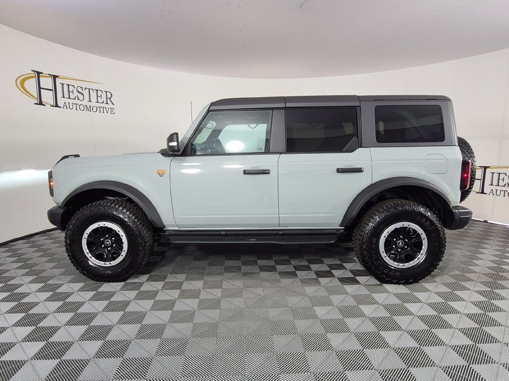 Used 2023 Ford Bronco Badlands AWD/4WD image 7