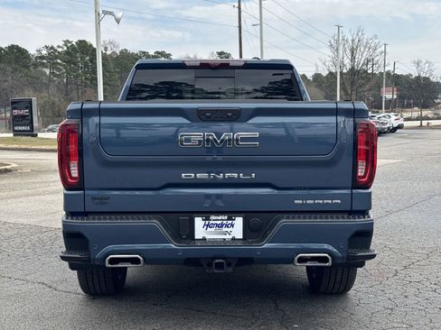 Used 2025 GMC Sierra 1500 Denali Ultimate image 9