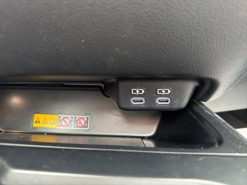 Used 2025 Lexus UX 300h AWD image 18