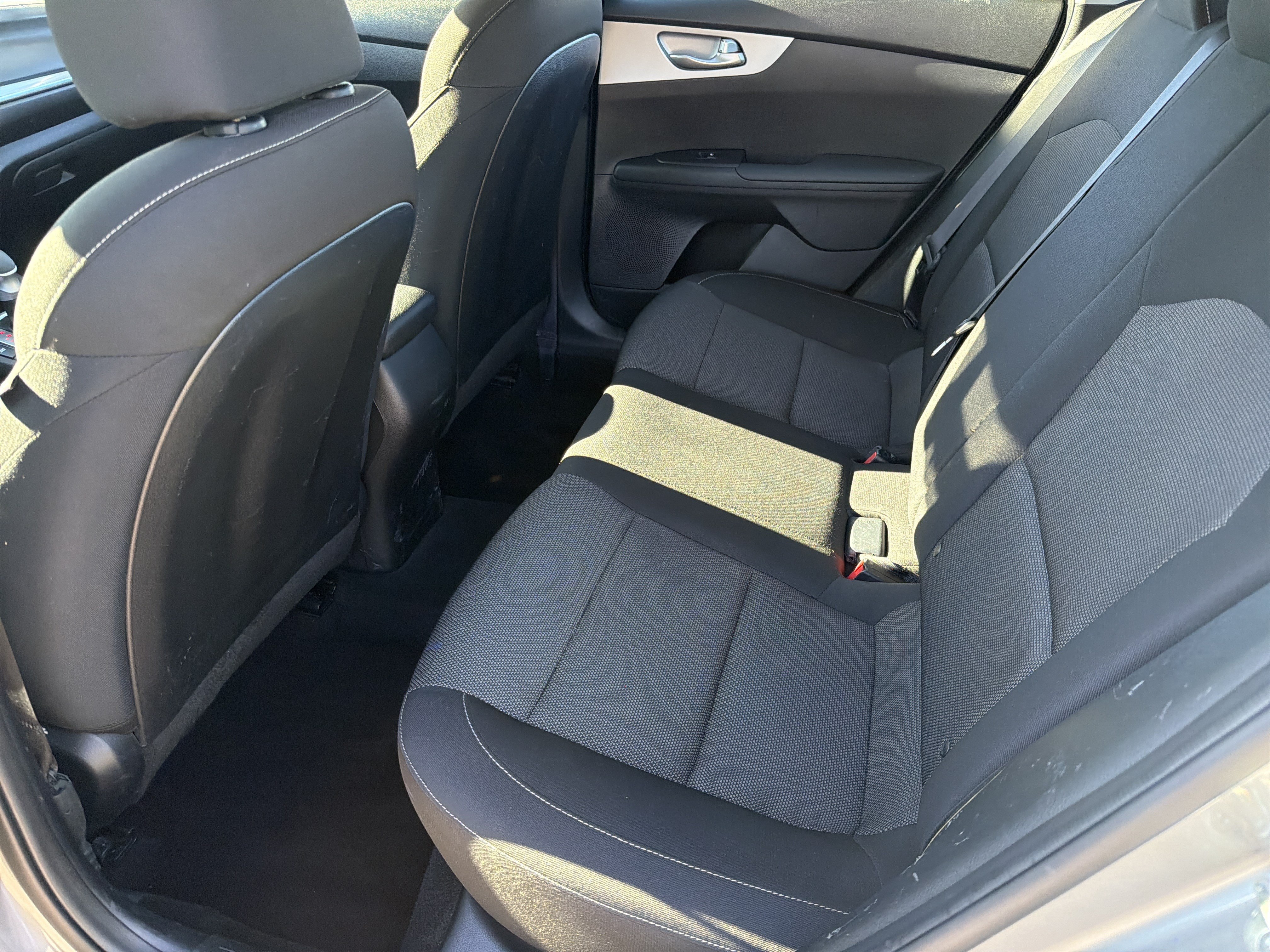 Used 2024 Kia Forte LXS FWD image 29