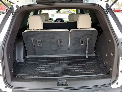 Used 2023 Chevrolet Traverse LS w/ Safety Package FWD image 23