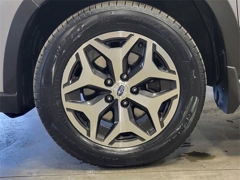 Certified 2023 Subaru Forester Premium image 11