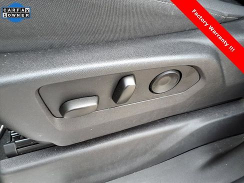 Used 2025 Chevrolet Silverado 2500 LT w/ Convenience Package image 19