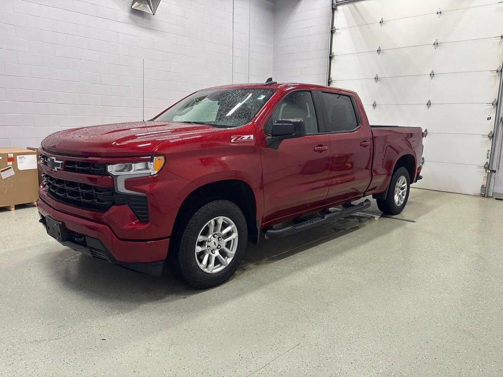 Used 2024 Chevrolet Silverado 1500 RST AWD/4WD image 9