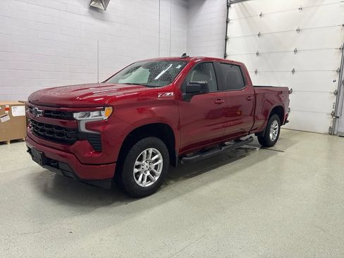 Used 2024 Chevrolet Silverado 1500 RST AWD/4WD image 9