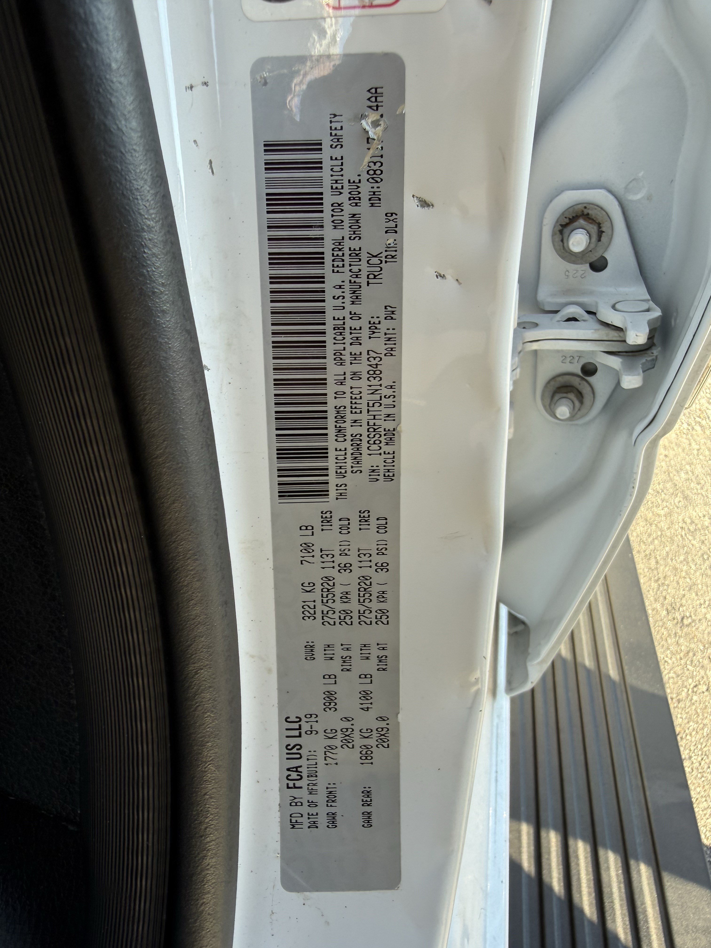 Used 2020 RAM 1500 Limited AWD/4WD image 17