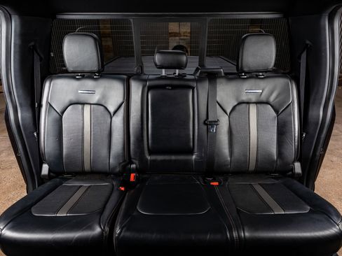 Used 2021 Ford F250 Platinum w/ FX4 Off-Road Package image 35