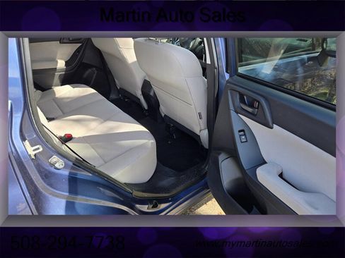 Used 2014 Subaru Forester 2.5i Premium w/ All-Weather Package image 9