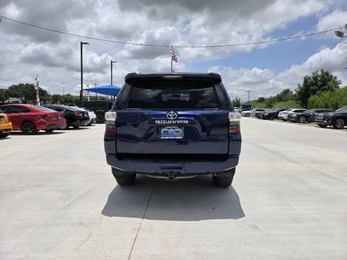 Used 2015 Toyota 4Runner SR5 RWD image 6