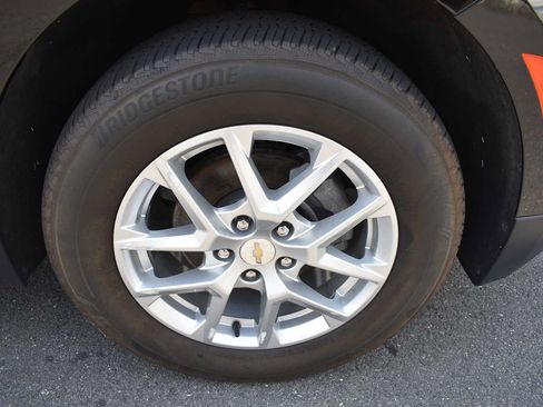 Used 2023 Chevrolet Equinox LT AWD/4WD image 10