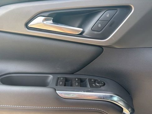 New 2026 Chevrolet Traverse LT w/ Driver Confidence Package image 25