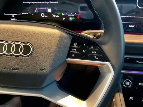 Used 2025 Audi Q5 Premium w/ Convenience Package AWD/4WD image 14