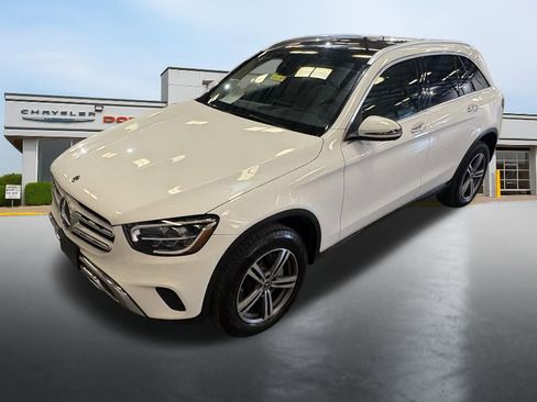 Used 2020 Mercedes-Benz GLC 300 4MATIC w/ Multimedia Package image 9
