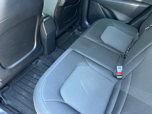 Certified 2025 Kia Niro LX FWD image 13