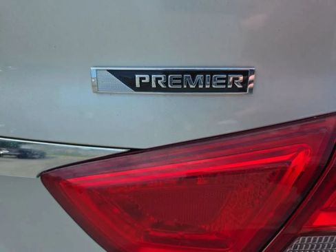 Used 2018 Chevrolet Impala Premier FWD image 16