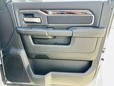 New 2025 RAM 3500 Big Horn AWD/4WD image 30