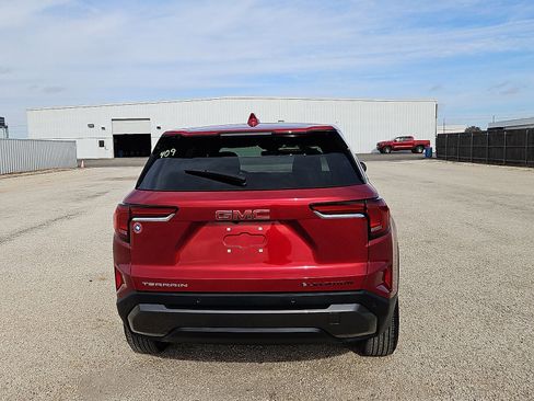 New 2026 GMC Terrain Elevation image 4