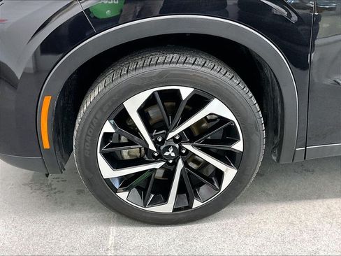 Used 2024 Mitsubishi Outlander SE AWD/4WD image 7