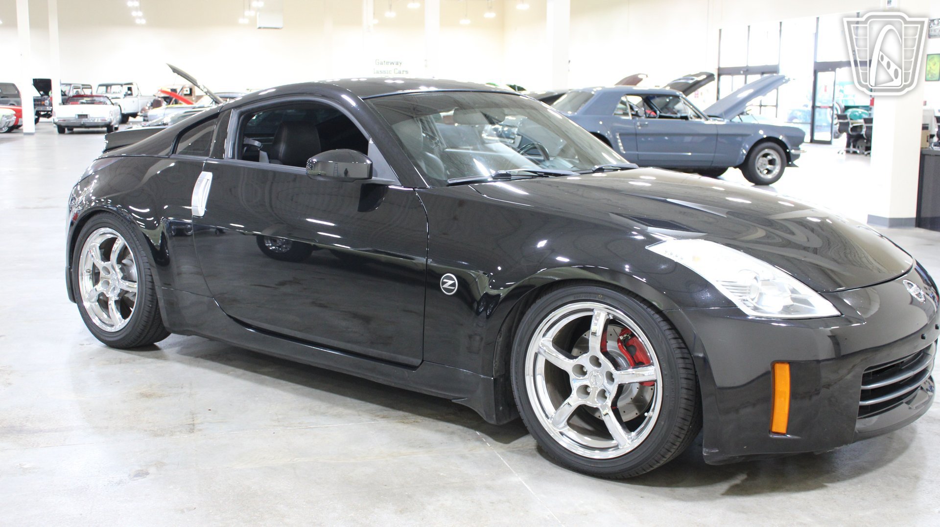 Used 2007 Nissan 350Z Touring w/ Cargo Convenience Pkg RWD image 2