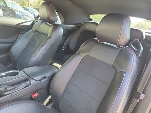 Used 2019 Ford Mustang GT Premium w/ Equipment Group 401A image 17