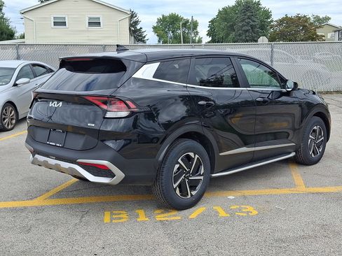 Certified 2023 Kia Sportage LX AWD/4WD image 2