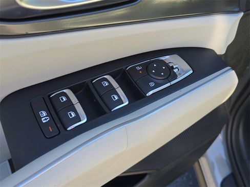 New 2026 Kia Sorento S image 21