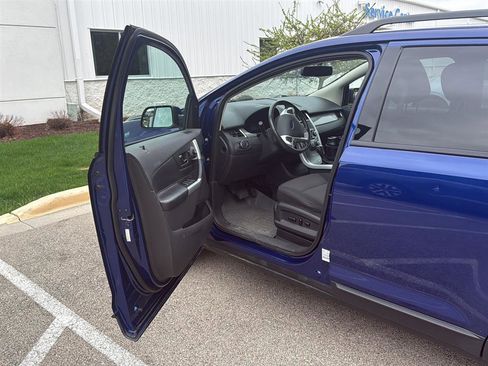 Used 2013 Ford Edge SEL w/ Class II Trailer Tow Pkg FWD image 3