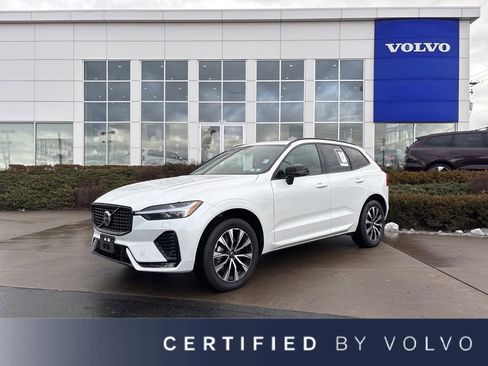 Certified 2025 Volvo XC60 B5 Core image 1