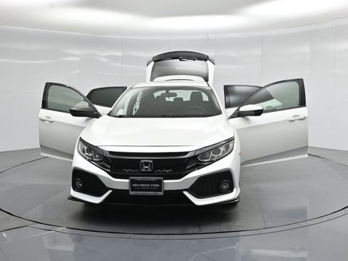 Used 2018 Honda Civic Sport image 24