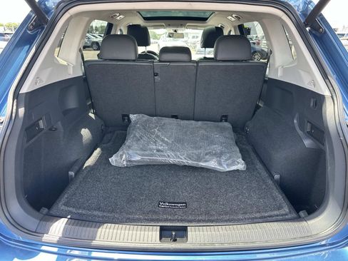 Used 2019 Volkswagen Tiguan SEL AWD/4WD image 9
