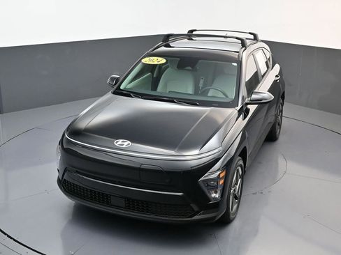 Certified 2024 Hyundai Kona SEL FWD image 20