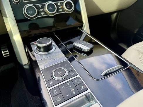 Used 2016 Land Rover Range Rover Long Wheelbase Supercharged image 34