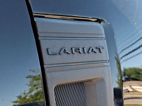 Used 2024 Ford Maverick Lariat w/ Black Appearance Package AWD/4WD image 33