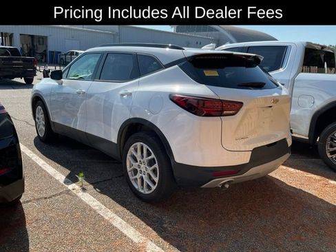 Used 2024 Chevrolet Blazer LT FWD image 4