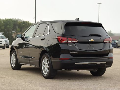 Used 2024 Chevrolet Equinox LT FWD image 5