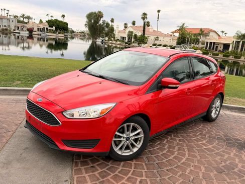 Used 2015 Ford Focus SE FWD image 14