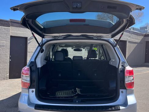 Used 2016 Subaru Forester 2.5i Touring w/ Eyesight & Navigation System image 23