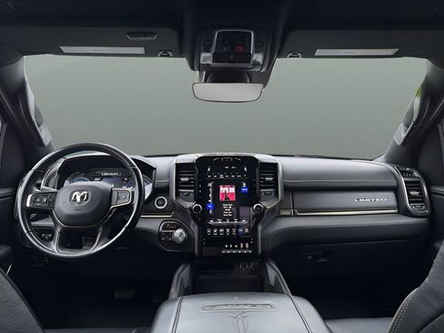 Used 2021 RAM 1500 Limited w/ Body Color Bumper Group image 30