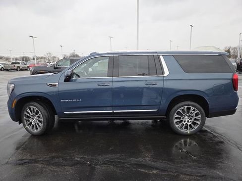 New 2026 GMC Yukon XL Denali w/ Sun & Power Step Package image 29