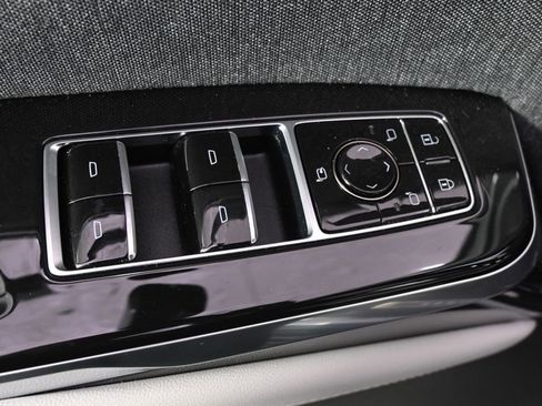 New 2025 Cadillac Escalade Sport Platinum w/ LPO, Floor Liner Package image 24