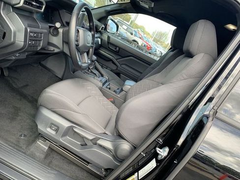 Used 2025 Toyota Tacoma SR image 16