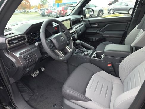 New 2025 Toyota Tacoma TRD Sport image 9