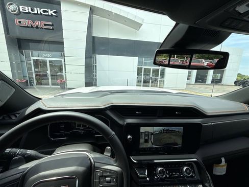 Certified 2025 GMC Sierra 1500 AT4 w/ AT4 Preferred Package AWD/4WD image 27