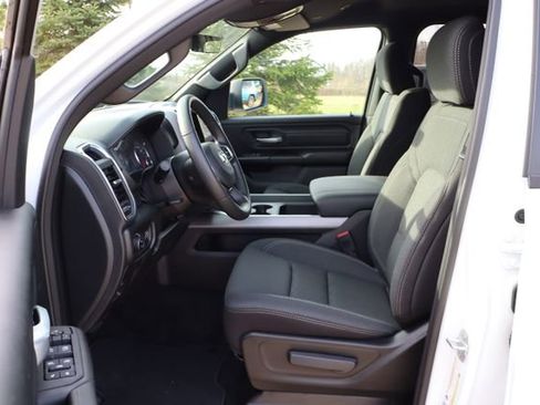 New 2026 RAM 1500 Express AWD/4WD image 8