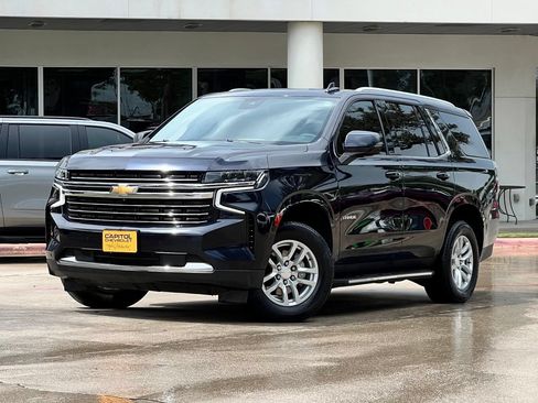 Used 2023 Chevrolet Tahoe LT w/ Luxury Package AWD/4WD image 2