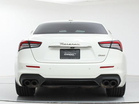 Certified 2023 Maserati Ghibli Modena Q4 image 4