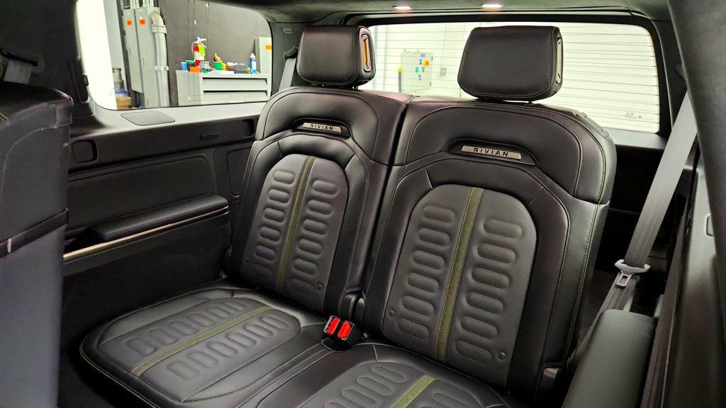 Used 2024 Rivian R1S Adventure Dual AWD/4WD image 23