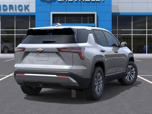 New 2026 Chevrolet Equinox LT w/ Safety and Technology Package FWD image 5